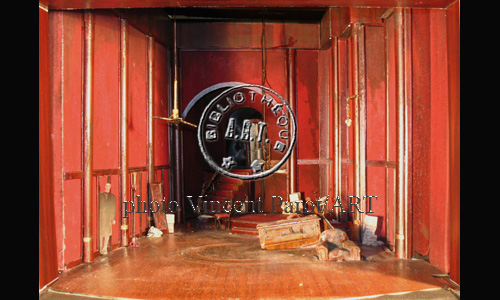 les décors et costumes de Désarroi de M. Peters (le) de Arthur MILLER - 2002