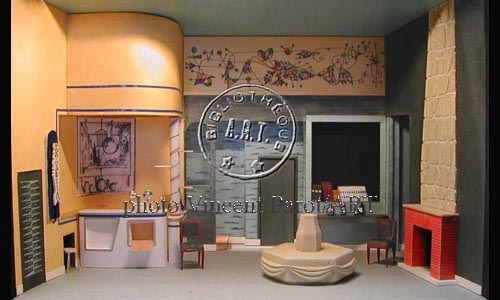 les décors et costumes de Mouche Bleue (la) de Marcel AYMÉ - 1957