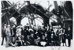 La troupe des Ballets sudois en 1912, on peut reconnatre entre autres Georges Auric, Jacques Hbertot, Jean Cocteau, Arthur Honegger, Darius Milhaud, Valentine et Jean Hugo, Rolf de Mar, Francis Poulenc...