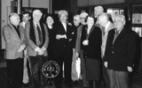 Les Dcorateurs donateurs  la BHVP. de gauche  droite : Andr Levasseur, Yves Valente, Daniel Louradour, Danielle Mathieu-Bouillon, Jacques Nol, Agostino Pace, Andr Acquart, Francine Gaillard-Risler, Jacques Marillier, Georges Vitaly et Pierre Simonini