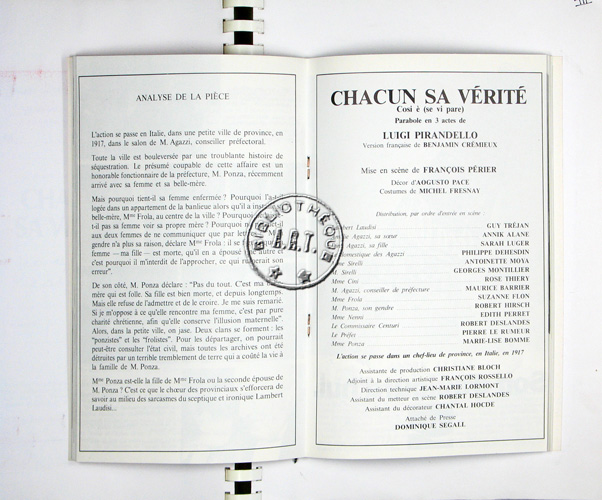Distribution par ordre d'entrée en sc�ne: Guy Tr�jean, Annik Alane, Sarah Luger, Philippe Dehesdin, Antoinette Moya, Georges Montillier, Rose Thiery, Maurice Barier, Suzanne Flon, Robert Hirsch, Edith Perret, Robert Deslandes, Pierre Le Rumeur et Marie-Lise Bomme
